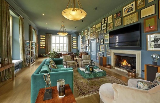 Oğluna görə 8 milyonluq sarayını satır - FOTOLAR